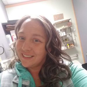 Meet your Posher, Cassandra